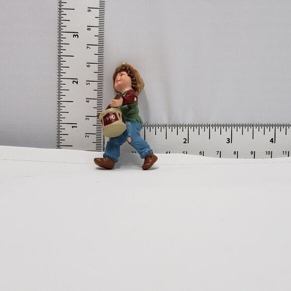 1990 Hallmark Little Drummer Boy Handcrafted Keepsake Christmas Ornament. - Picture 7 of 7